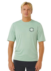 Rip Curl Men's Pacific Rinse Surflite UPF Short Sleeve Surf Shirt