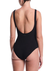 Nike Women's Shoreline Scoop Neck One Piece Swimsuit