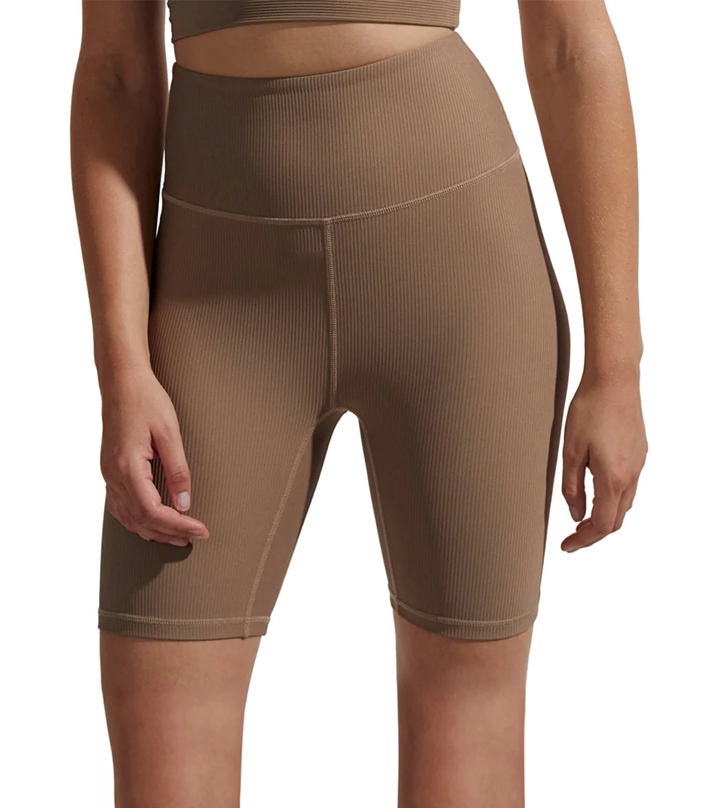 Varley Let's Move Rib Short 7